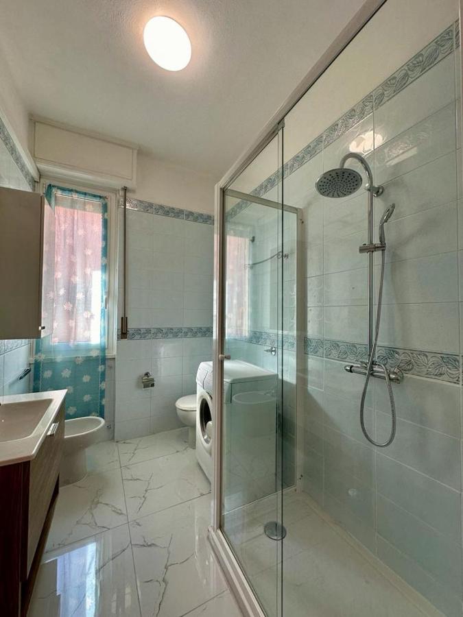 Wh - Dolce Vita - Bilocale - 5 Minuti Dal Centro - Parcheggio Gratuito - Wifi Sanremo Eksteriør bilde