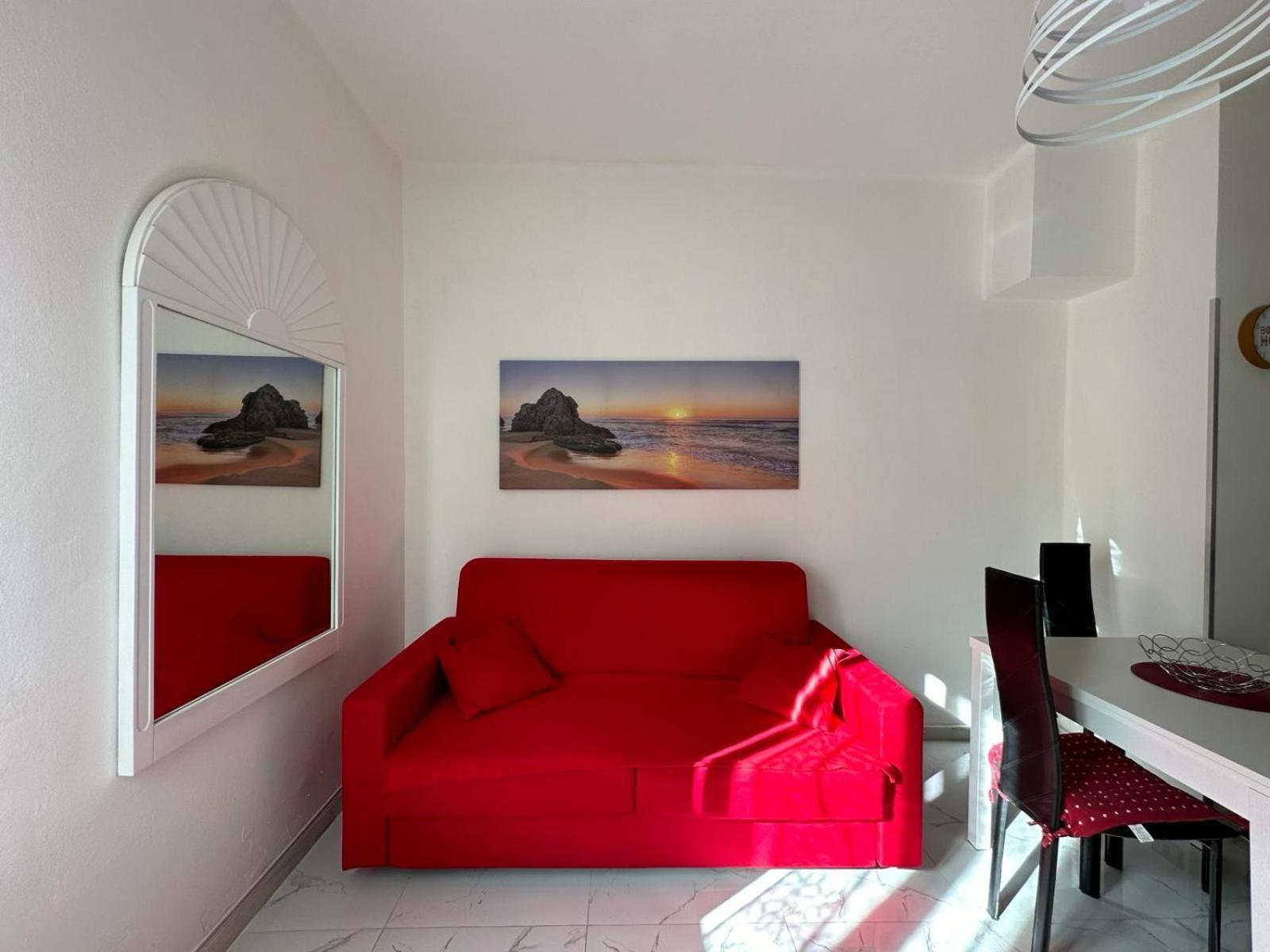 Wh - Dolce Vita - Bilocale - 5 Minuti Dal Centro - Parcheggio Gratuito - Wifi Sanremo Eksteriør bilde